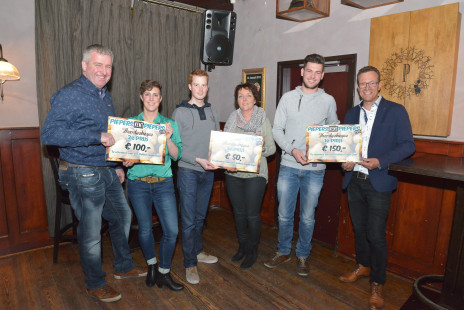 Overhandiging prijzengeld Piepers kent Piepers 2016