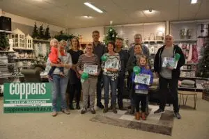 Coppens feliciteert prijswinnaars met ballonvaart