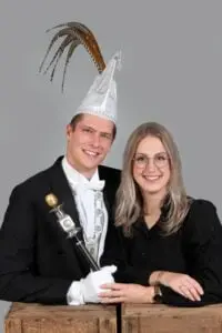 Prins John dān twidde en prinses Elke van Pieperland