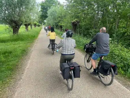 Zondag 24 mei Fietsen langs waterlopen Raamvallei